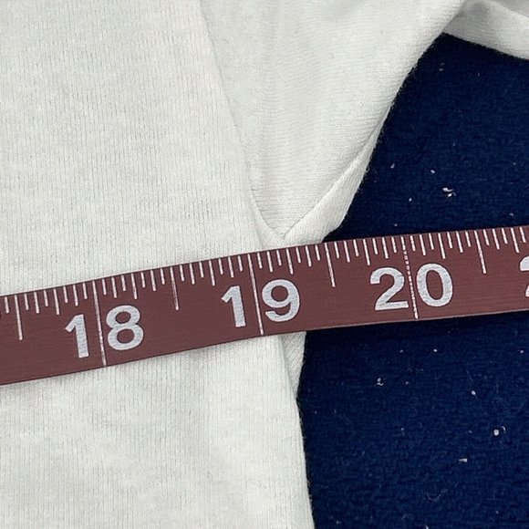 Top Gun Shirt Adult M (38/40) White Paramount Licensed Graphic Crew Neck - Picture 9 of 9